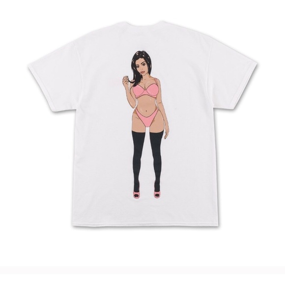 Kylie Merch - Picture 1 of 3